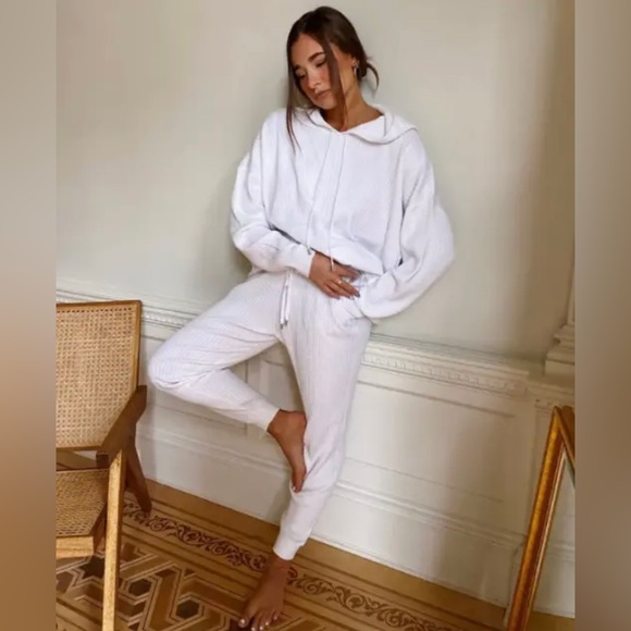 DANIELLE BERNSTEIN White OVERSIZED Lounge Hoodie XS Cable Knit Sweater - Picture 3 of 6